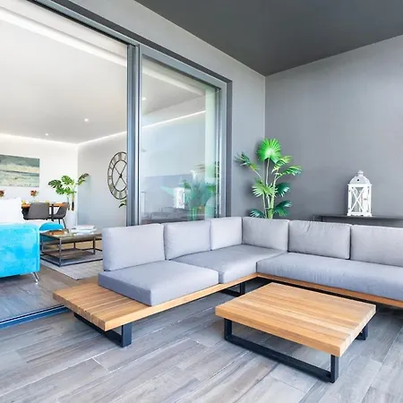 Luxury T2 With Ocean View And Pool Daire *