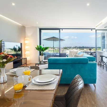 Luxury T2 With Ocean View And Pool * Bicas